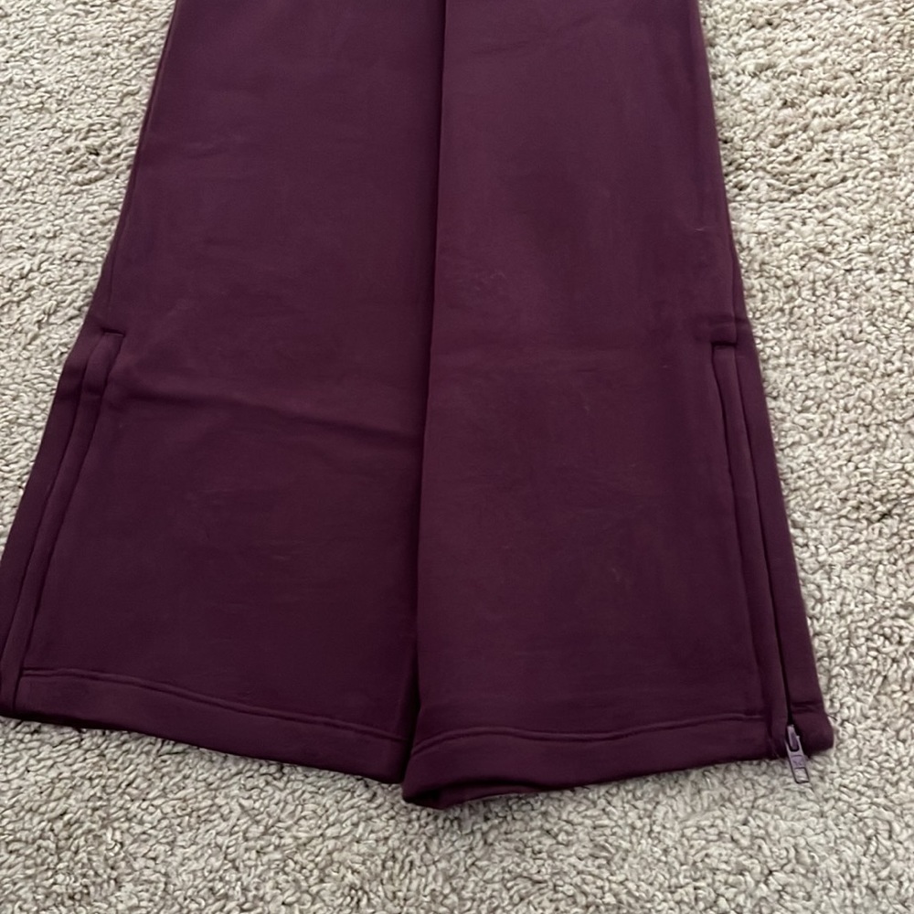 Sweats - Picture 3 of 3